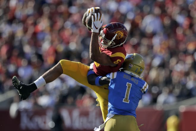 Emergence of Pittman Jr., Vaughns key to young USC offense