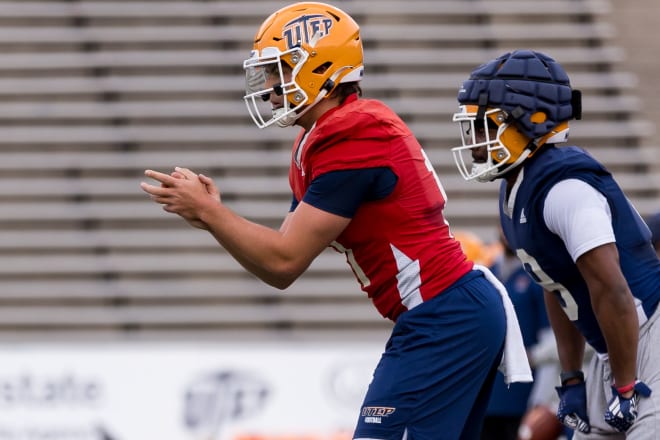 UTEP quarterback Cade McConnell awaits the snap