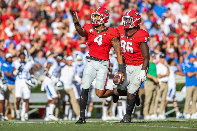 Nolan Smith celebrates during Georgia's win over Kentucky. (Mackenzie Miles/UGA Sports Communications)