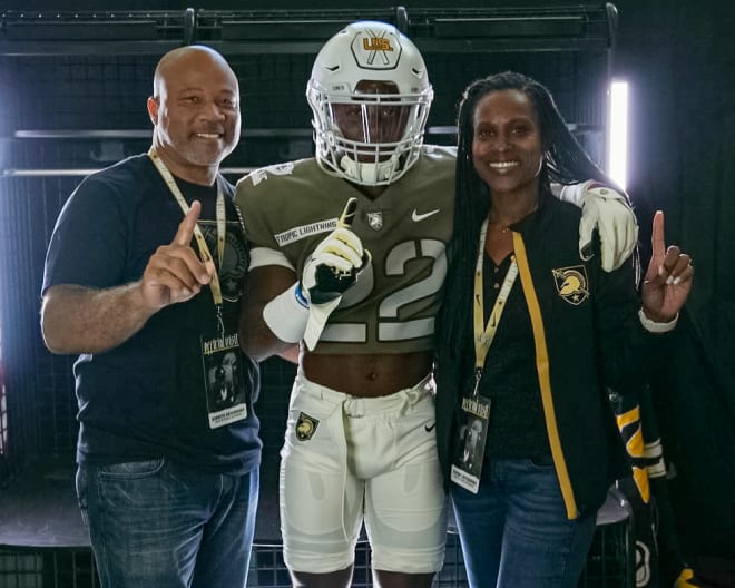 2023 commit and RB Myles Arterberry with his parents, Tiffany and Kenneth during his OV to West Point this weekend