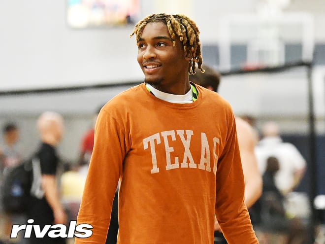 Arterio Morris is Texas' first commitment in the 2022 class. 