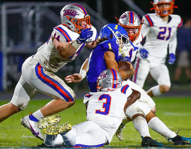 Jacksonille (FL) Bolles defensive end Jack Pyburn is an early recruiting target for the new UVa coaching staff.