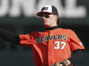 Darwin Barney Joins Oregon State Baseball Staff - BeaversEdge